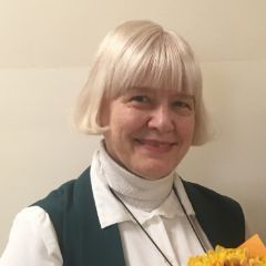Петрова Нина